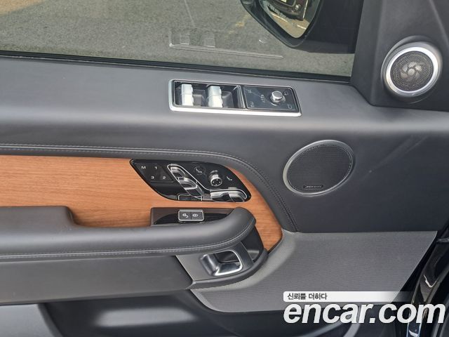 Land Rover Range Rover 2019 thumb 7