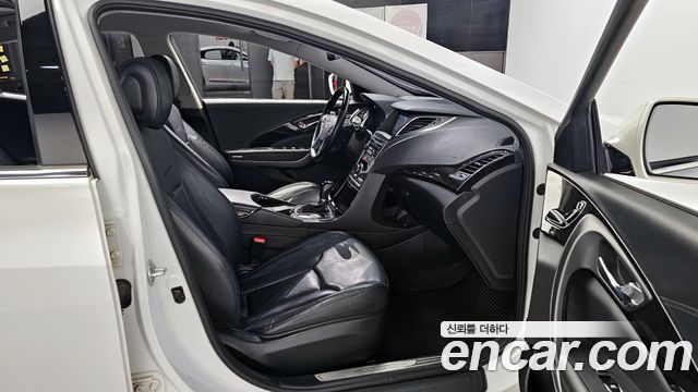 Hyundai Grandeur 2014 thumb 10