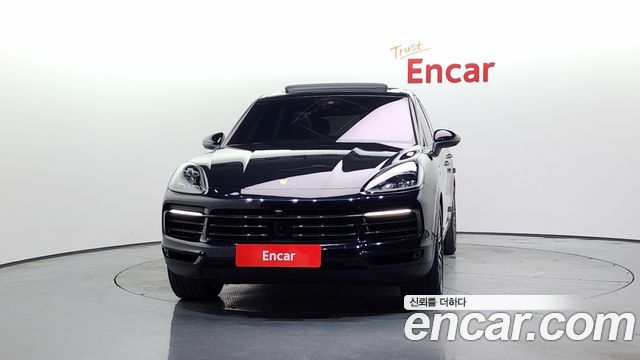 Porsche Cayenne 2019 thumb 3