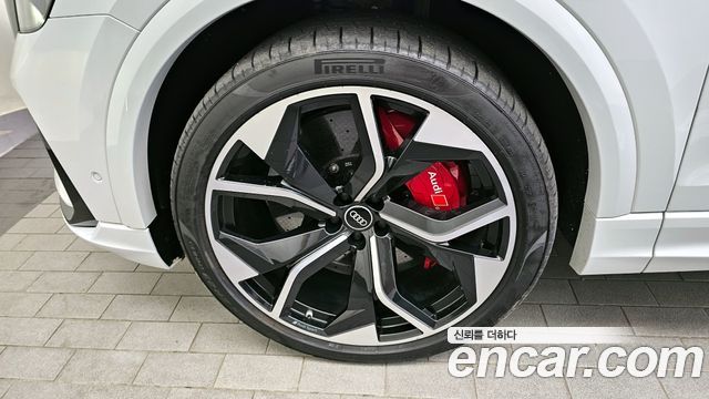 Audi RSQ8 2021 thumb 6