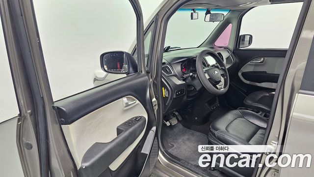 Kia Ray 2016 thumb 10