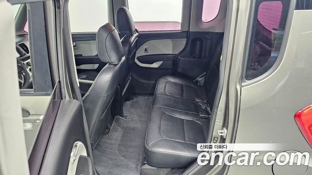 Kia Ray 2016 thumb 11