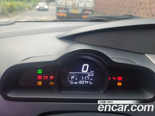 SsangYong Korando 2014 thumb 9
