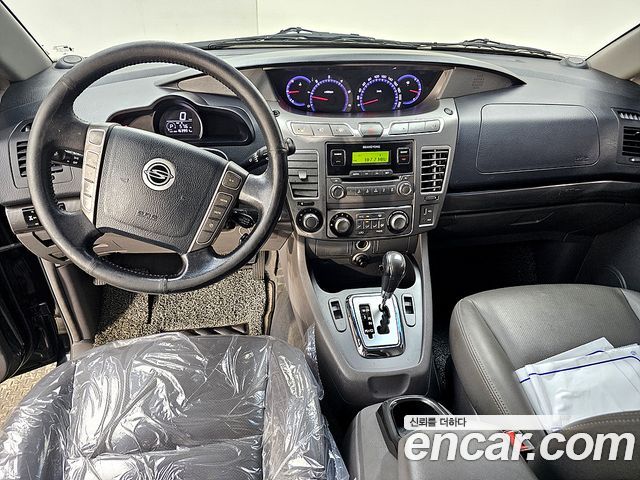 SsangYong Korando 2013 thumb 8