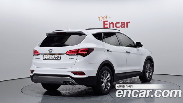 Hyundai Santa Fe 2016 thumb 2