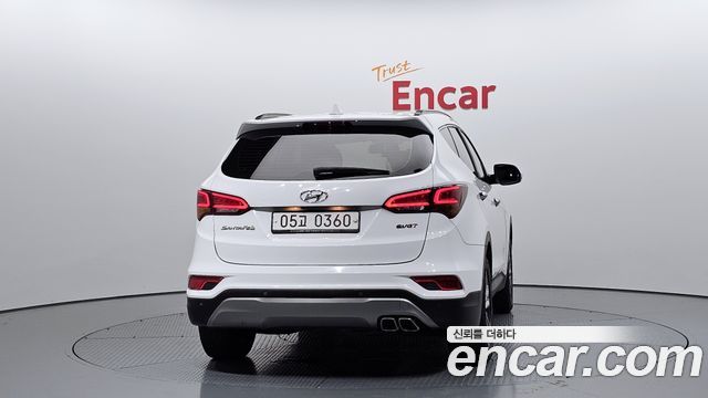Hyundai Santa Fe 2016 thumb 4