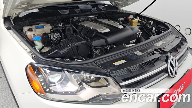 Volkswagen Touareg 2011 thumb 7