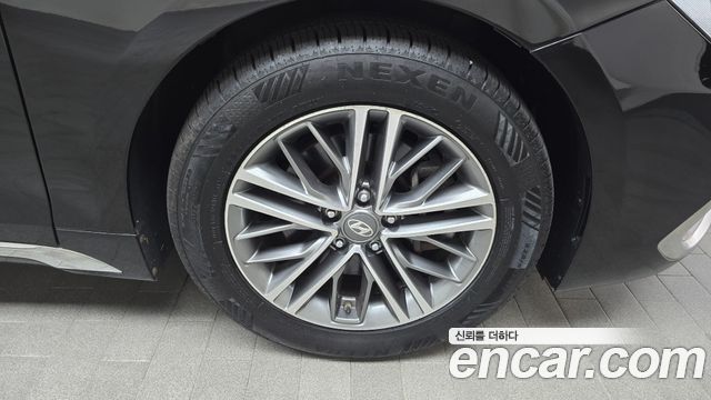 Hyundai Grandeur 2018 thumb 5