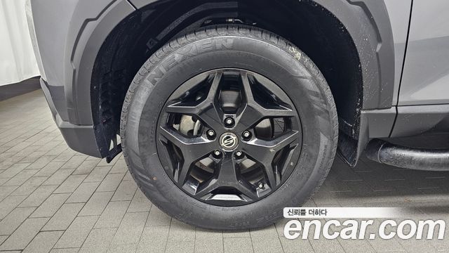 SsangYong Rexton 2021 thumb 5