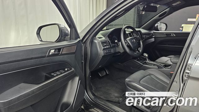 SsangYong Rexton 2021 thumb 10