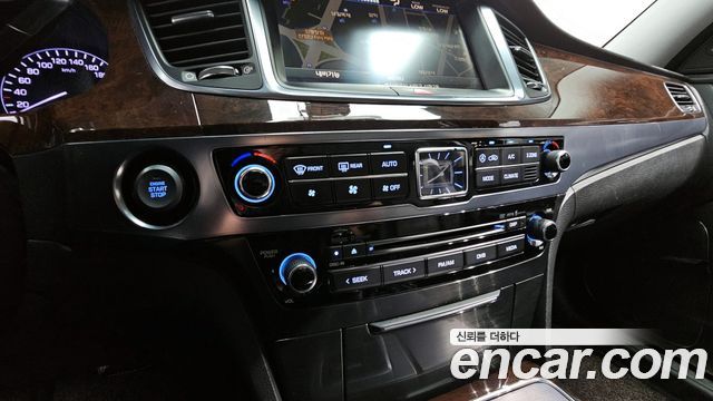Hyundai Equus 2013 thumb 12