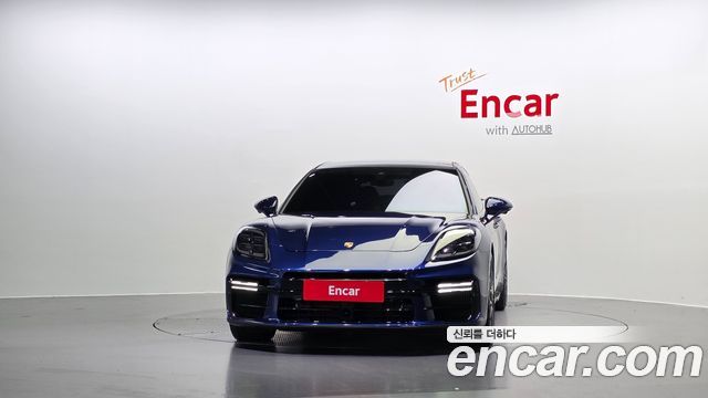 Porsche Panamera 2025 thumb 4