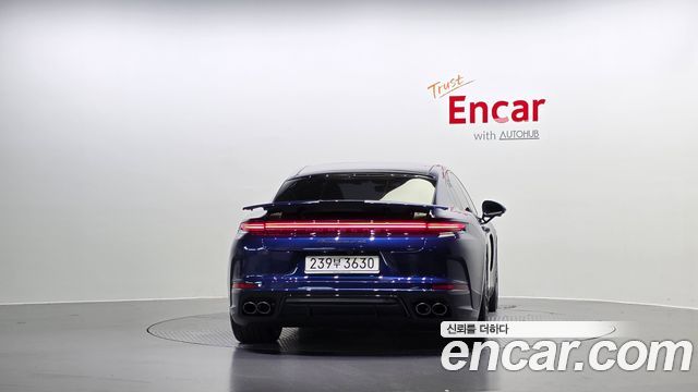 Porsche Panamera 2025 thumb 5