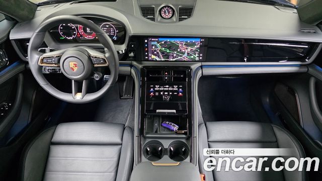 Porsche Panamera 2025 thumb 8