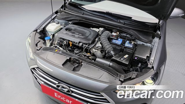 Hyundai Avante 2016 thumb 7