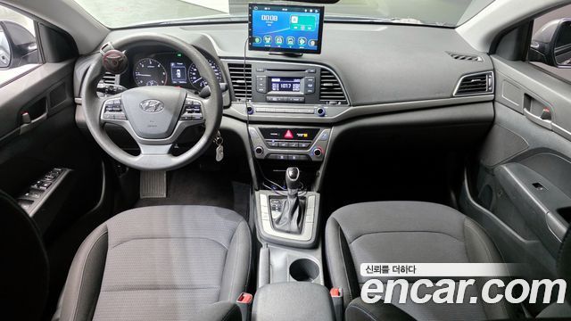 Hyundai Avante 2016 thumb 8