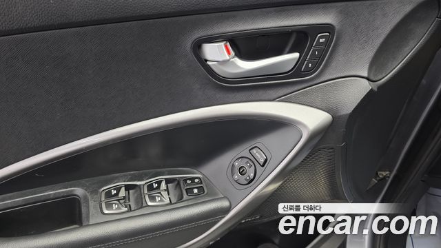 Hyundai Santa Fe 2014 thumb 12