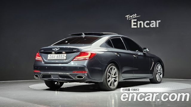 Genesis G70 2018 thumb 3