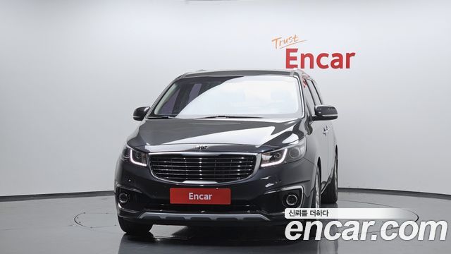 Kia Carnival 2015 thumb 4