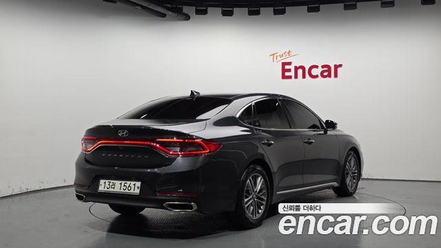 Hyundai Grandeur 2017 thumb 3