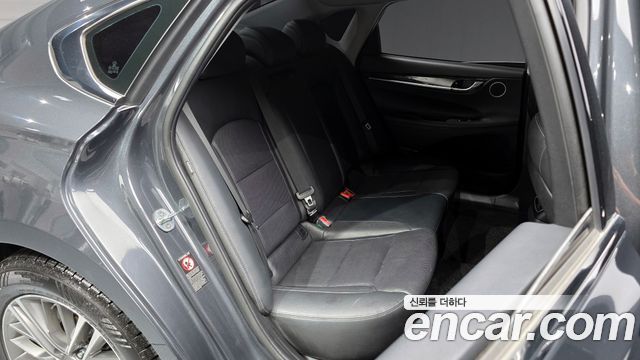 Hyundai Grandeur 2017 thumb 11