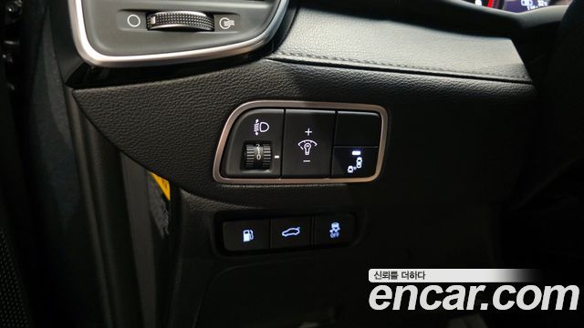Hyundai Grandeur 2017 thumb 12