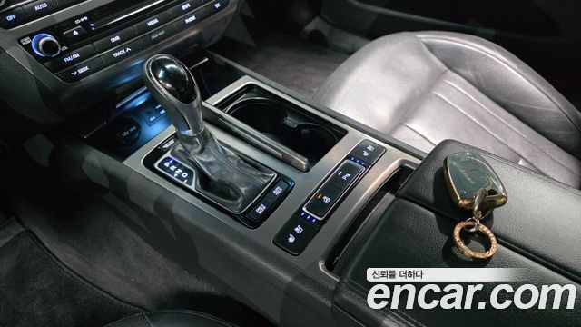 Hyundai Genesis 2015 thumb 10