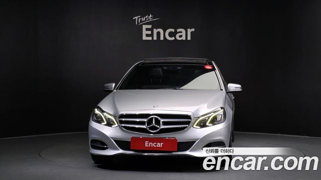 Mercedes-Benz E-Class 2013 thumb 4