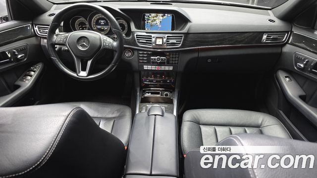 Mercedes-Benz E-Class 2013 thumb 8