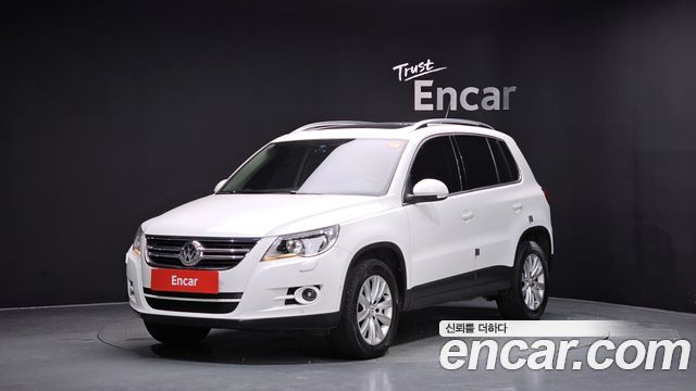 Volkswagen Tiguan 2011 thumb 2
