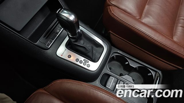 Volkswagen Tiguan 2011 thumb 9