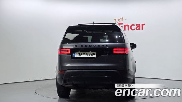 Land Rover Discovery 2017 thumb 5