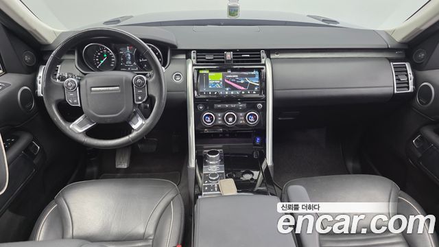 Land Rover Discovery 2017 thumb 8