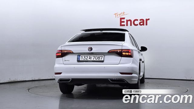 Volkswagen Jetta 2020 thumb 5