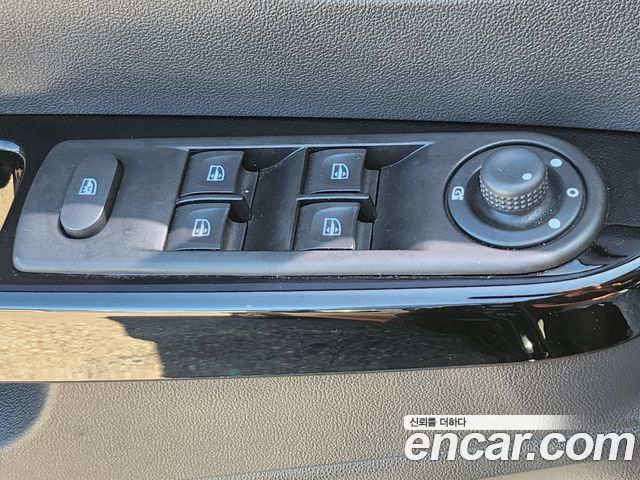 Renault Korea QM3 2017 thumb 10