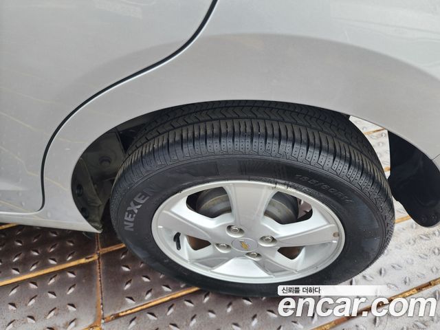 Chevrolet Spark 2015 thumb 6
