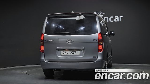 Hyundai Starex 2010 thumb 4