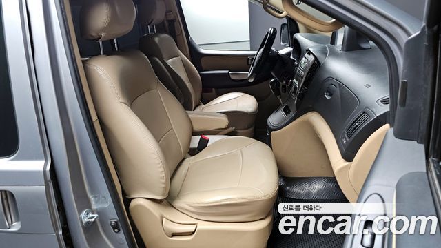 Hyundai Starex 2010 thumb 10