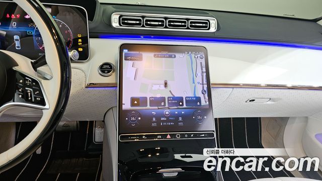 Mercedes-Benz S-Class 2023 thumb 11