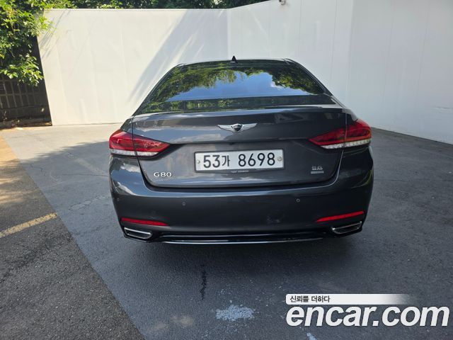 Genesis G80 2017 thumb 5