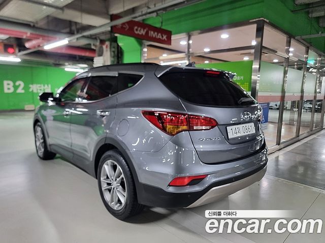 Hyundai Santa Fe 2016 thumb 4