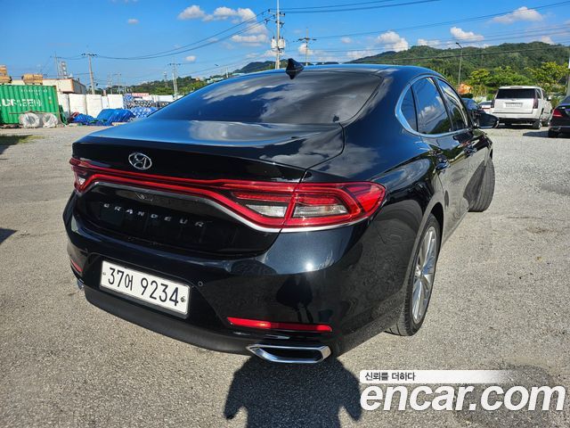 Hyundai Grandeur 2017 thumb 5