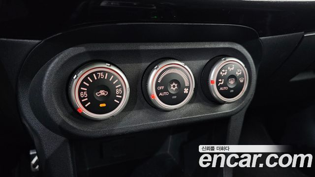 Mitsubishi Lancer Evolution 2008 thumb 12