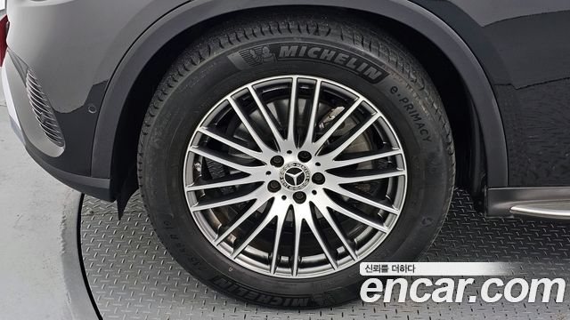 Mercedes-Benz GLC 2024 thumb 6