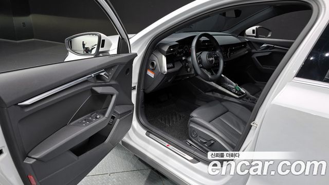 Audi A3 2023 thumb 10