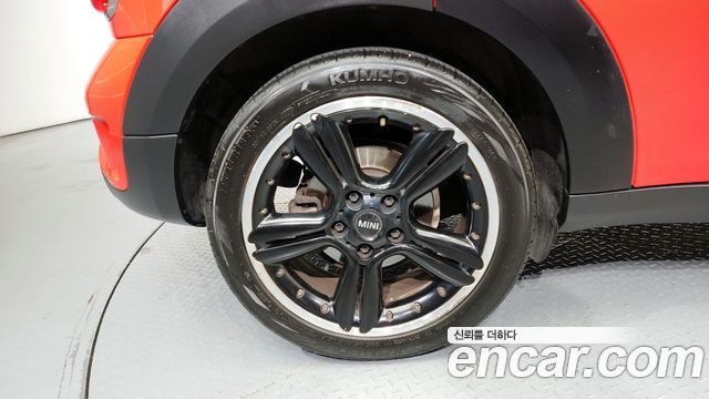 Mini Countryman 2012 thumb 6