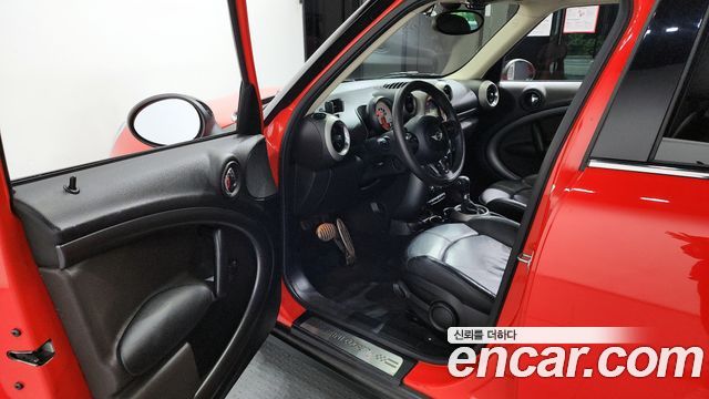 Mini Countryman 2012 thumb 11