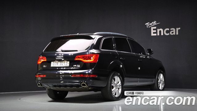 Audi Q7 2015 thumb 3