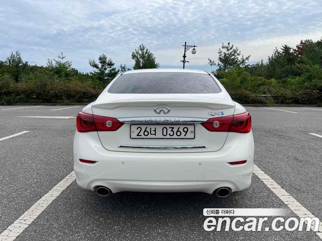 Infiniti Q50 2015 thumb 4
