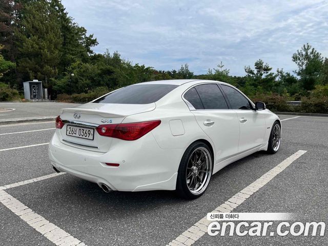 Infiniti Q50 2015 thumb 5